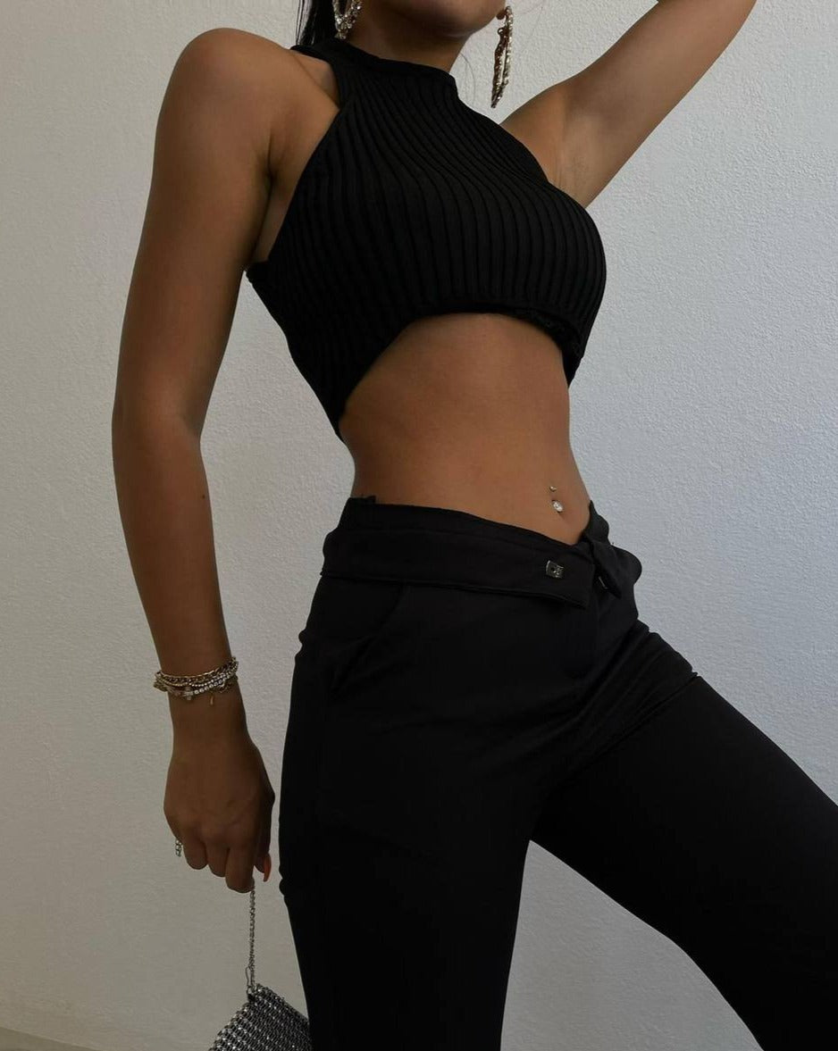 Raylin-Stylish-Black-Cropped-Ribbed-Top