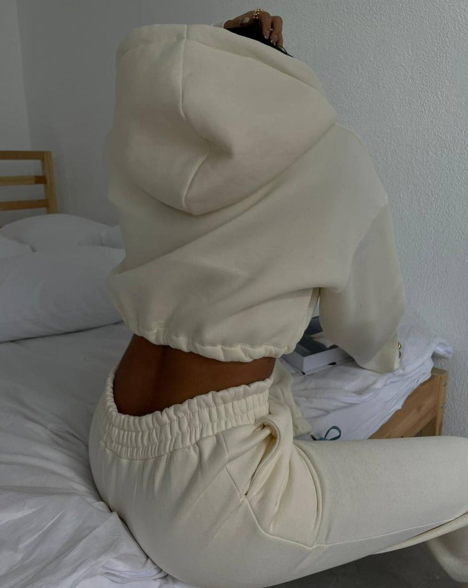 Chic-cropped-hoodie-and-pull-on-sweatpants-Yuri-White-Sweat-Set