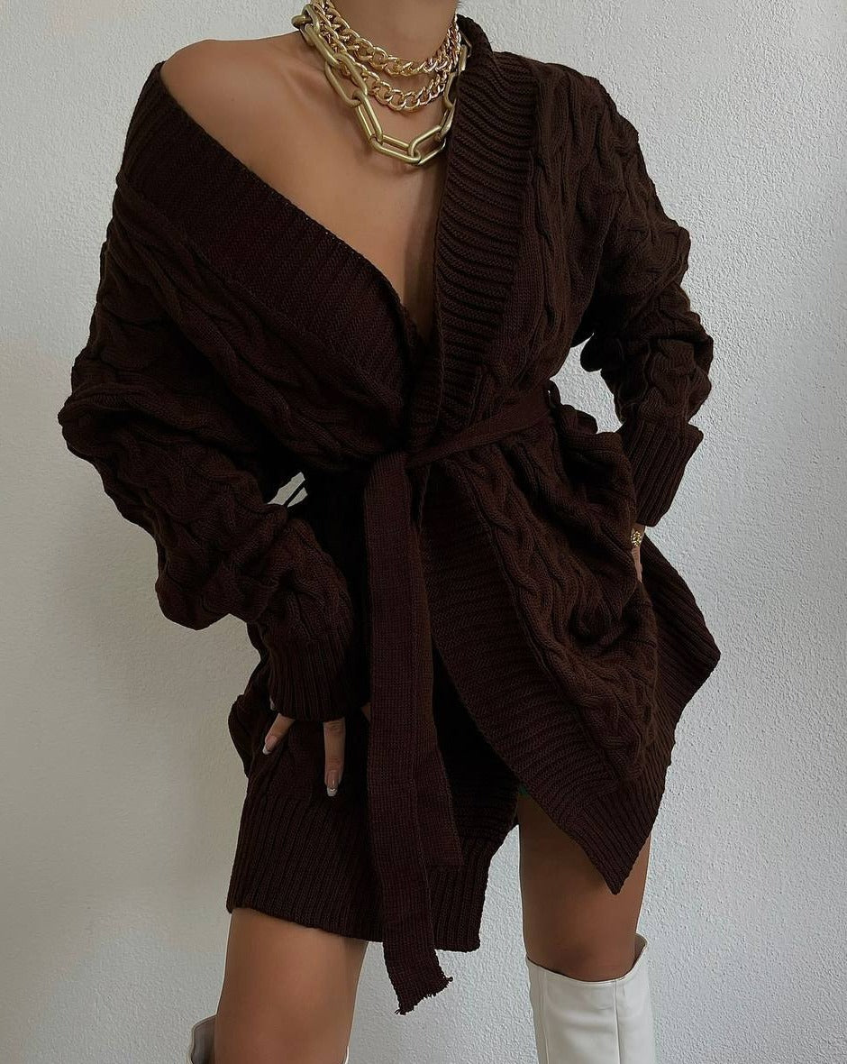 Close-up of the Lori Cardigan's soft, chunky knit fabric and detachable belt