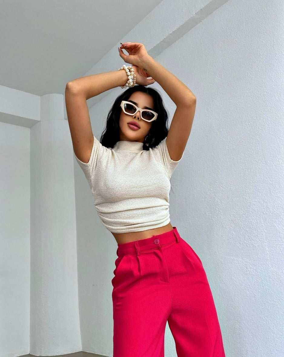 White Cream Body-Hugging Crop Top with Alluring Open Back