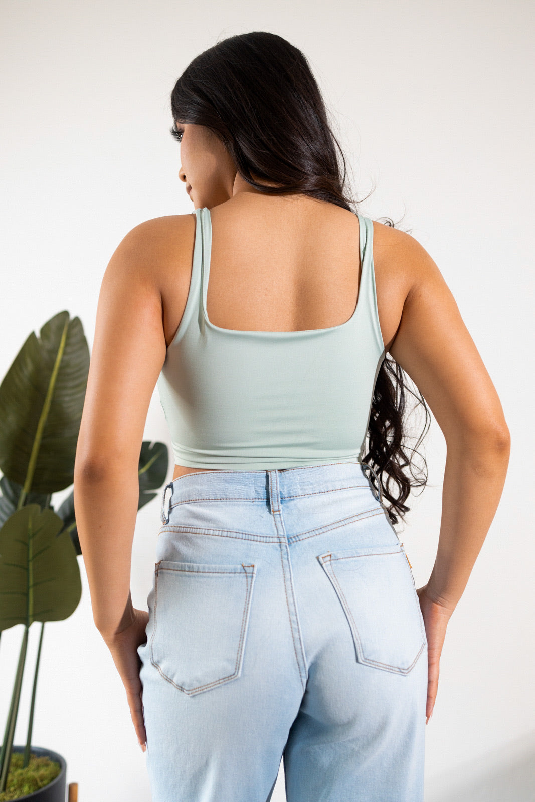 SHAY SQUARE NECK CROP TOP - Samunsboutique