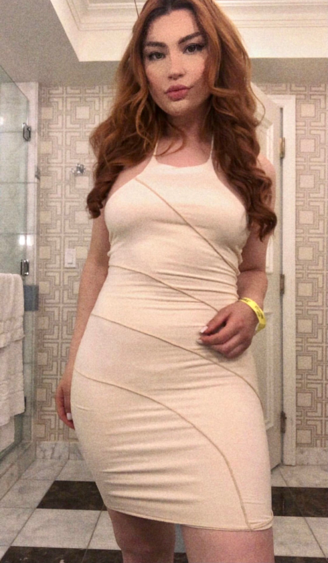 HALTER NECK MINI DRESS - Samunsboutique