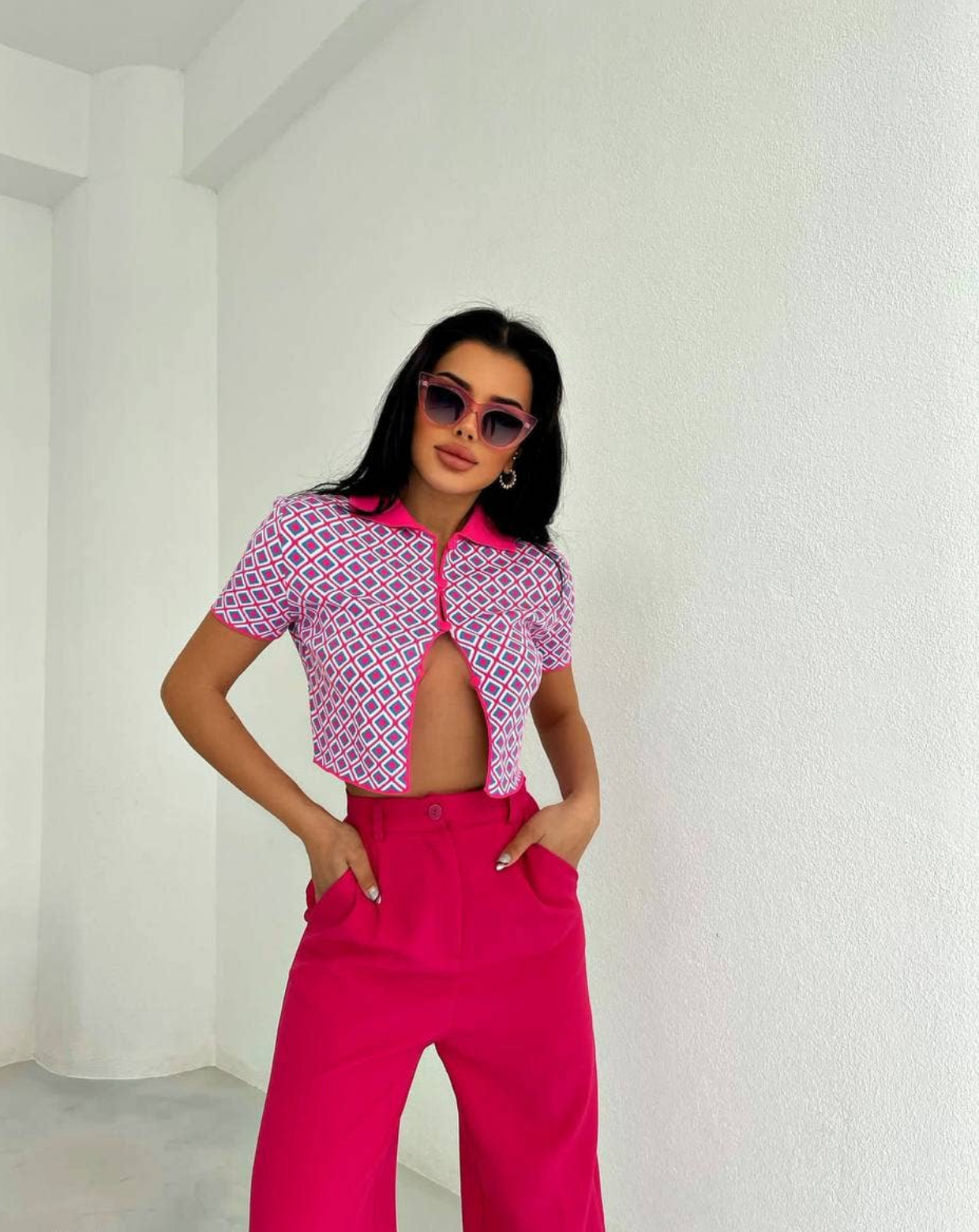Remi Geometric Knit Jacquard Button Up Polo Cardigan Crop Top - Pink