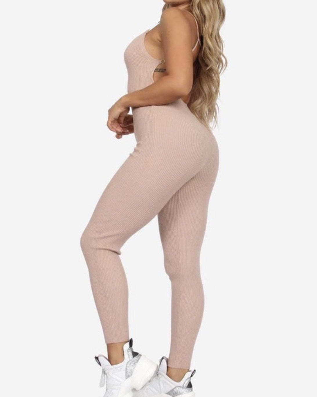 Soft-Ribbed-Material-Jumpsuit